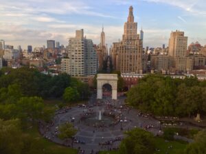 Explorando o Washington Square Park no Verão de 2024: Guia Completo para NYC