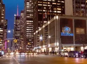 Conheça o New York Hilton Midtown