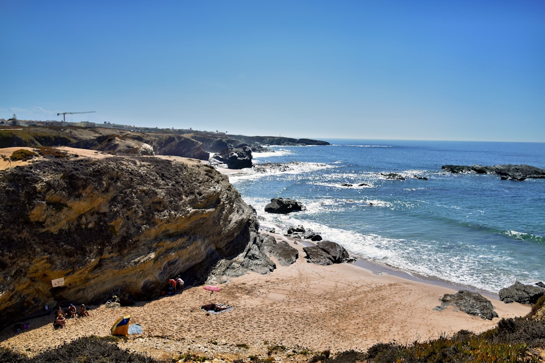 Onde fica a Manhattan Beach em Nova York? 1 Em que parte de Nova York fica a Manhattan Beach e como chegar pela visão do mapa — coastal brooklyn waterfront